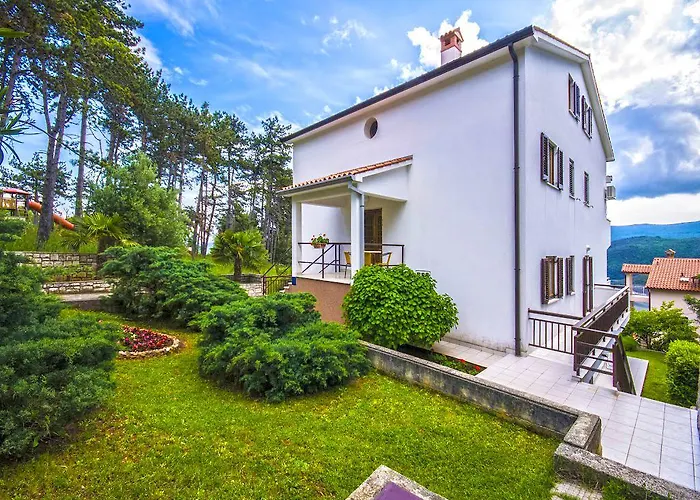 Apartments Rabac 828