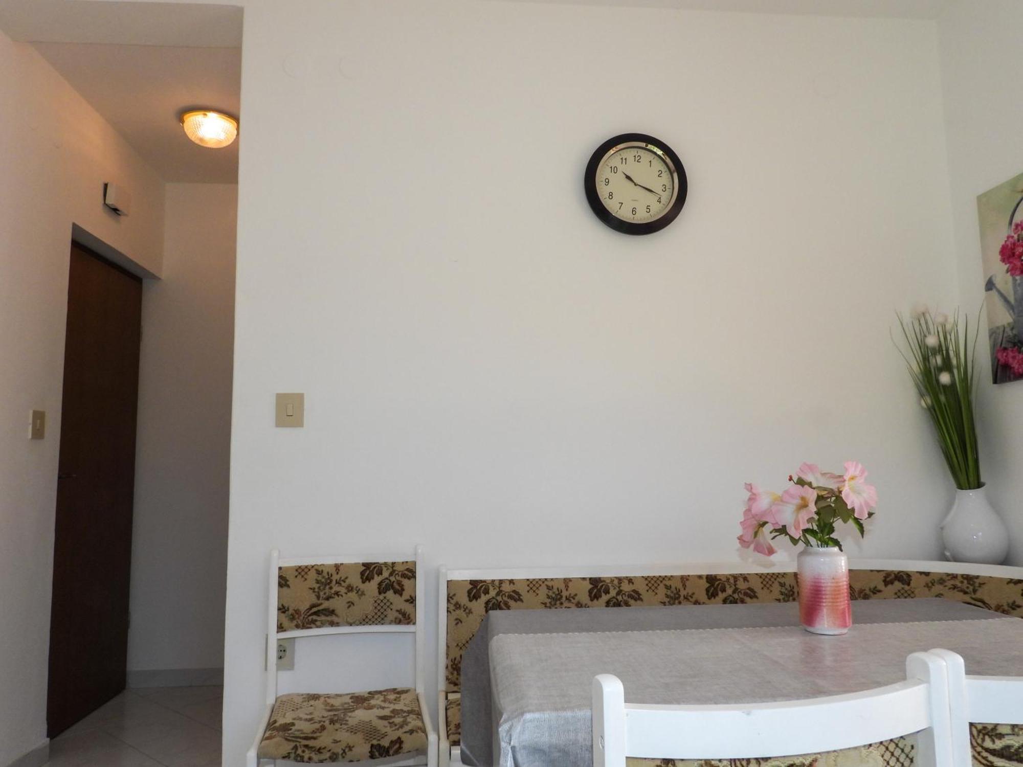 828 Apartment *