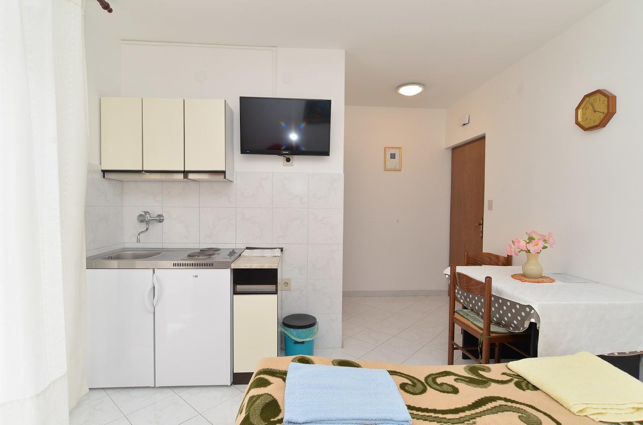 Apartment 828 Rabac