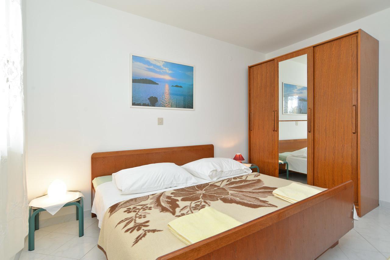 Apartment 828 Rabac